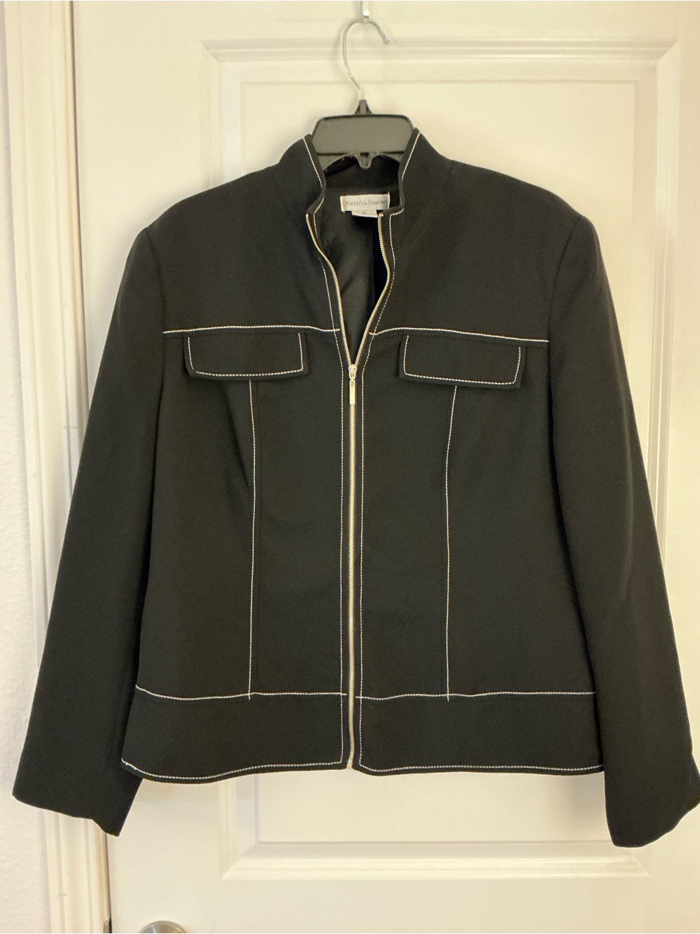Draper & Damon's Black Contrast Stitch Zip Front Jacket Size 16 Mock Neck